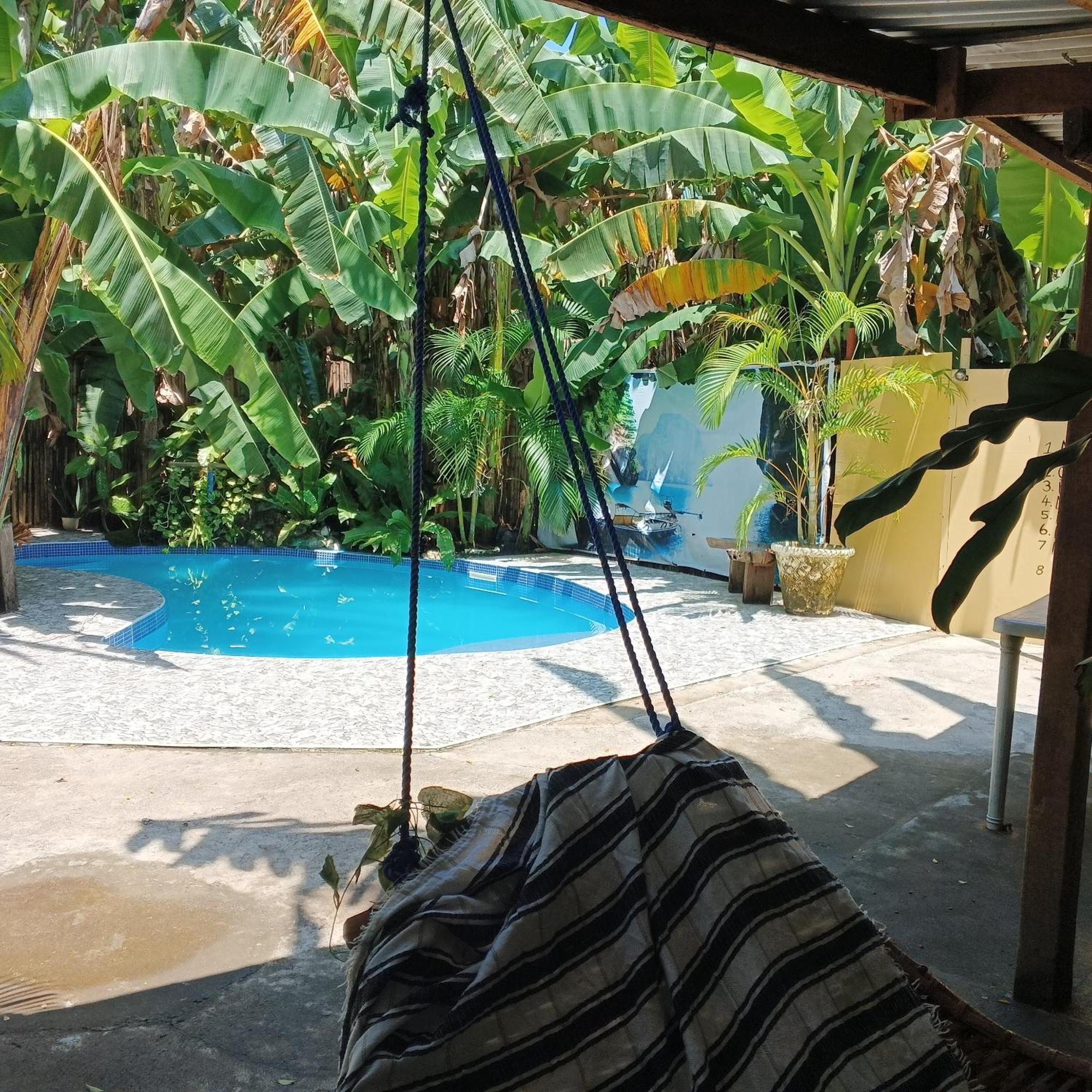 Hotel Two Crazy Monkeys Bakhawan Exterior foto
